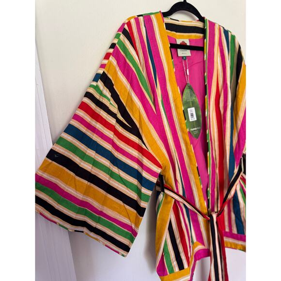 FARM RIO Rainbow Stripes Kimono NWT size M wide sleeve with belt closure - Picture 4 of 8